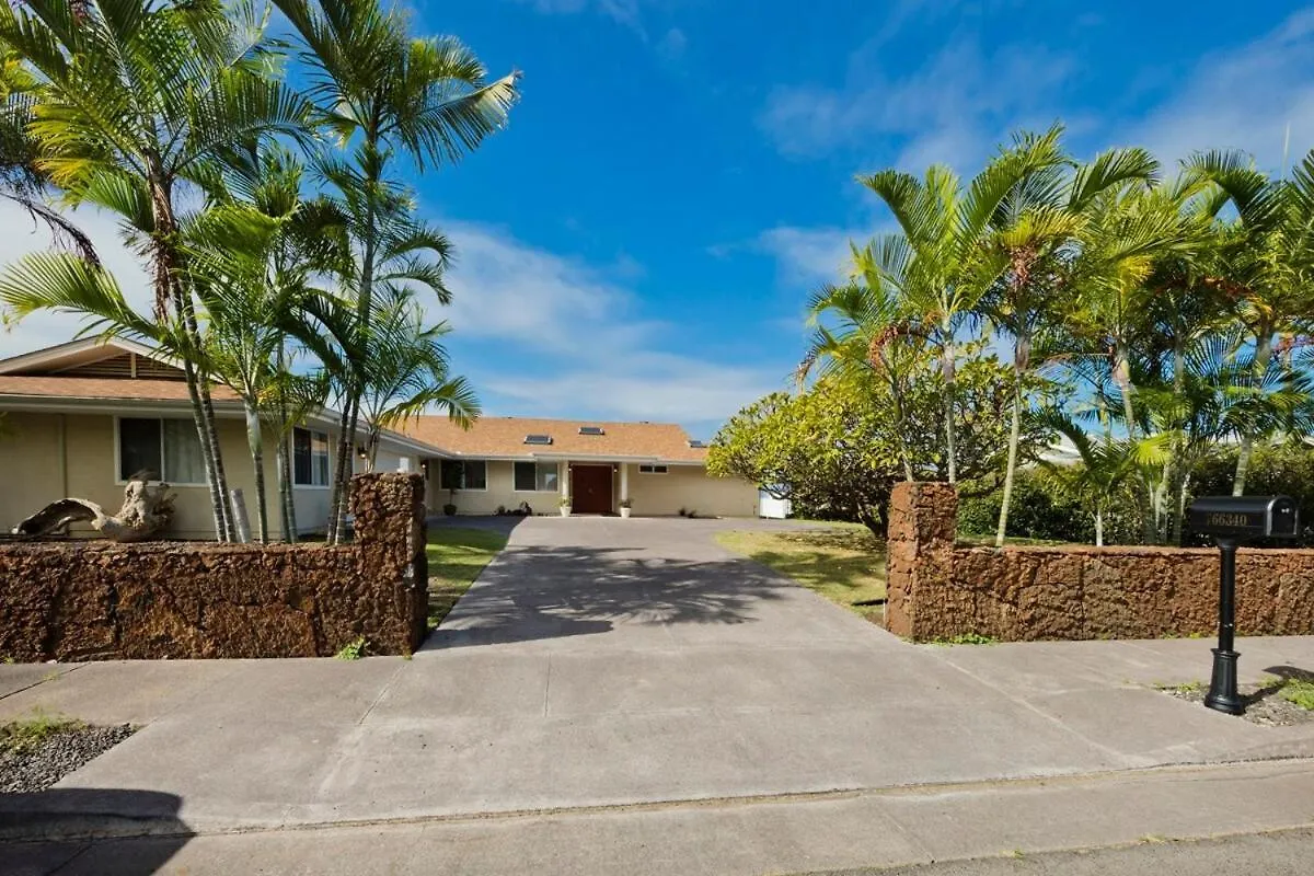 Panoramic Ocean View Home With Pool By Kona Philong Kailua-Kona