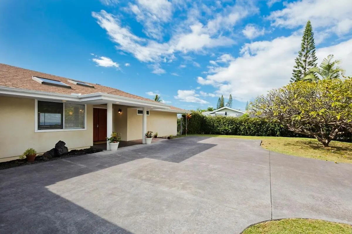 Panoramic Ocean View Home With Pool By Kona Philong Kailua-Kona